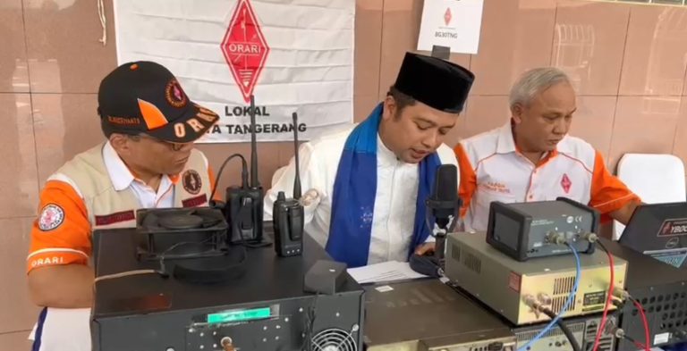Walikota Tangerang membuka SES 8G30TNG